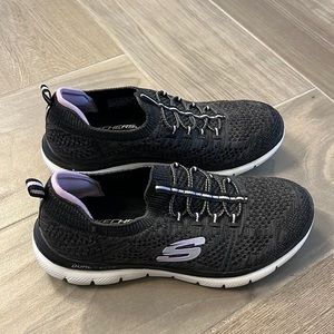 Sketcher slip on sneakers